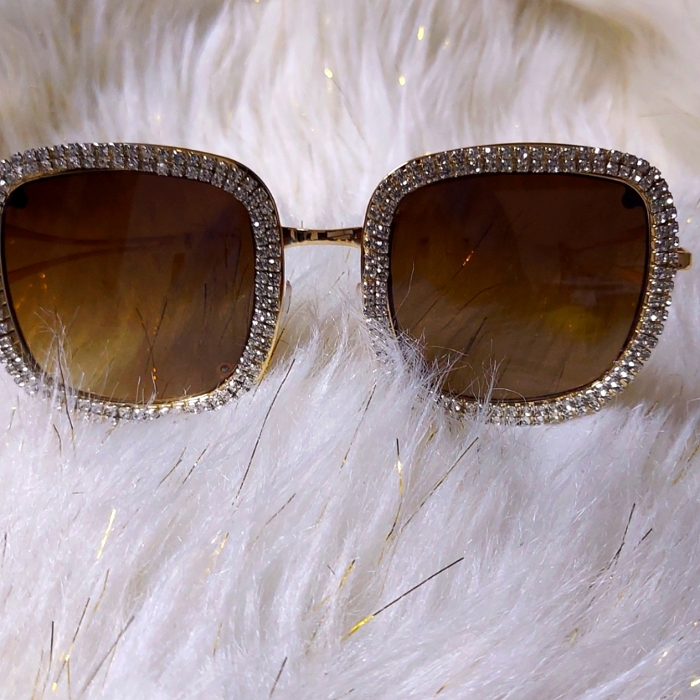 Womens sexy blinged out sunglass